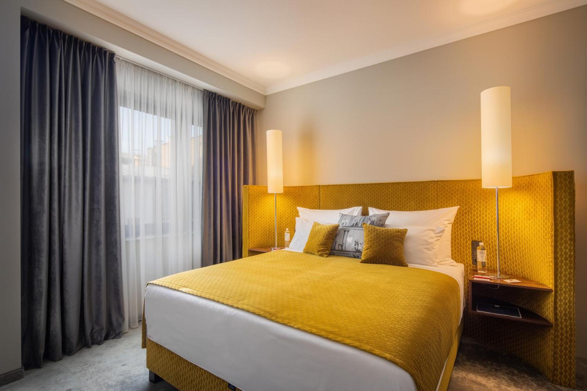 Hotel Mamaison Chain Bridge 4*