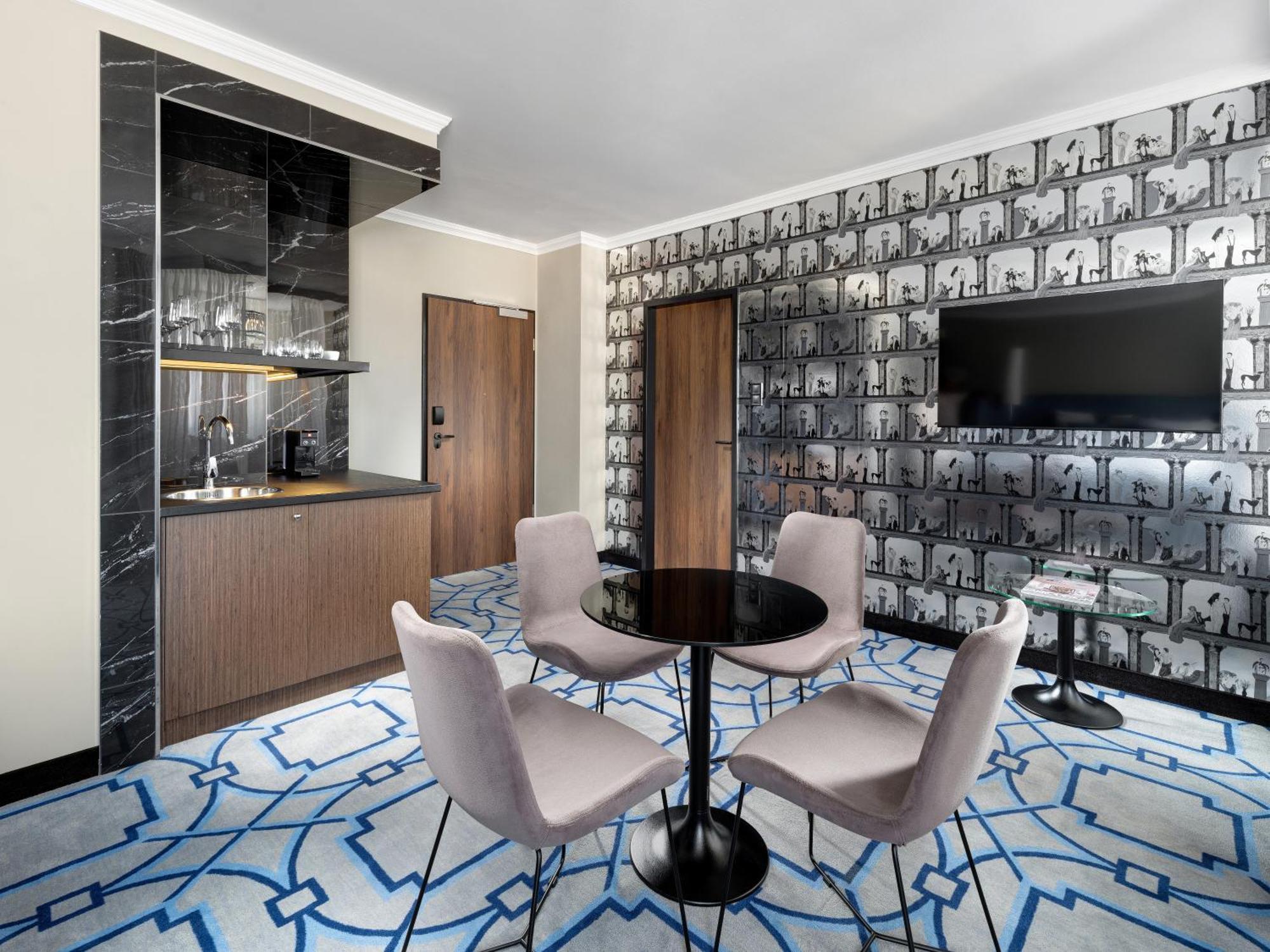 Mamaison Chain Bridge Hotel Budapest